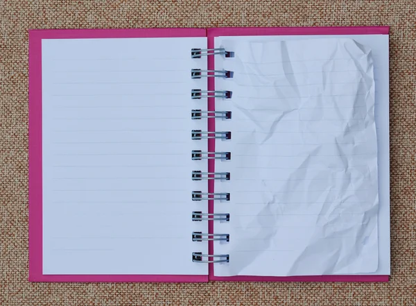 Różowy notatnik — Zdjęcie stockowe
