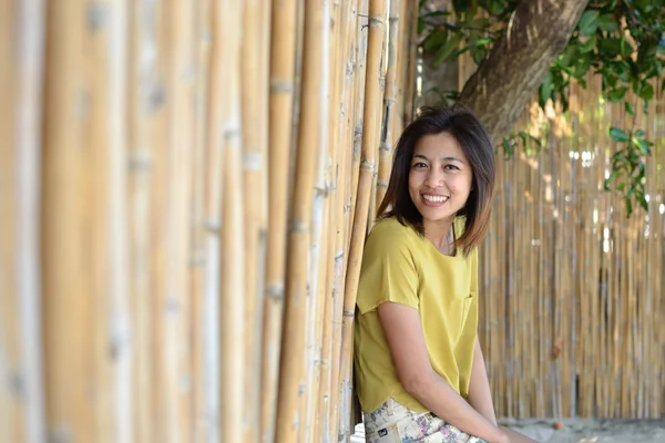 Cute asian woman — Stock Photo, Image