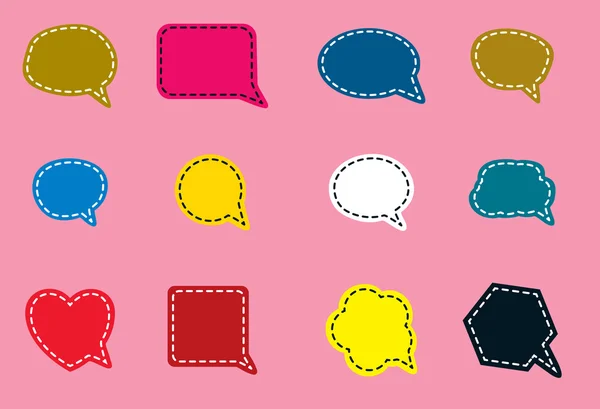Símbolos de bolhas de fala em várias formas e cores — Vetor de Stock