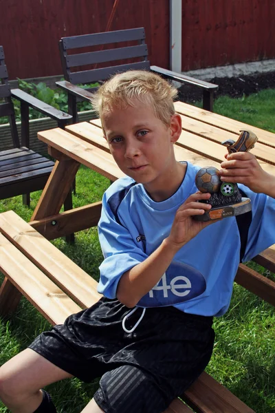 Nastoletnie piłkarz — Zdjęcie stockowe