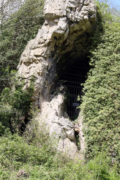 Barlangok és a vidéki — Stock Fotó