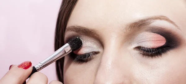 Maken mooie make-up — Stockfoto