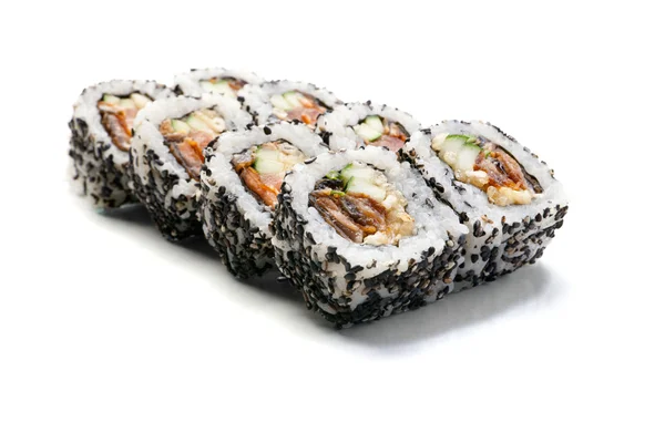 Rollos de sushi aislados sobre fondo blanco — Foto de Stock