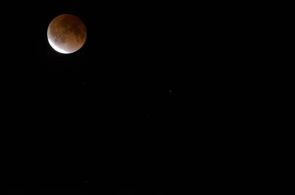 Luna durante el eclipse lunar —  Fotos de Stock