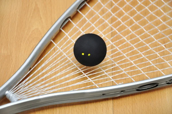 Raqueta de squash y pelota —  Fotos de Stock