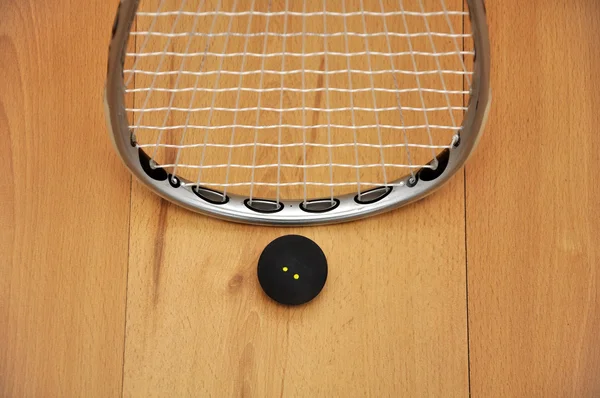 Squash racket and ball — Stock Photo, Image