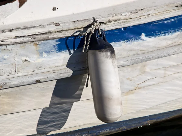 Бампер для лодки — стоковое фото