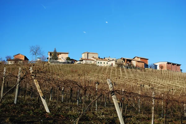 Panoramatický pohled z kopce, Oltre pavese, Itálie — Stock fotografie