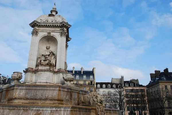 Saint sulpice fontanna, Paryż — Zdjęcie stockowe