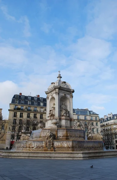 Heiliger Sulpice Brunnen, Paris — Stockfoto