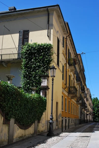 Small alley, Novara — Stock Photo, Image