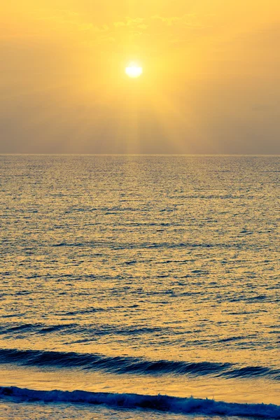 大西洋の日の出 — ストック写真