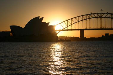 Sydney Opera Binası