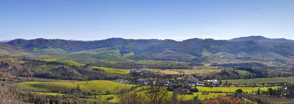 Berömda saturnia dalen i Toscana — Stockfoto