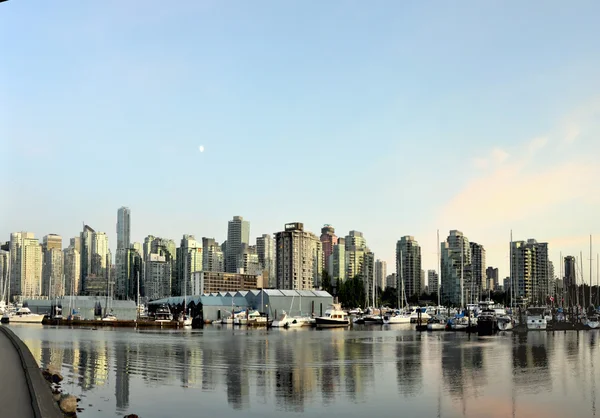 Vancouver skyline at dusk — Stock Photo, Image