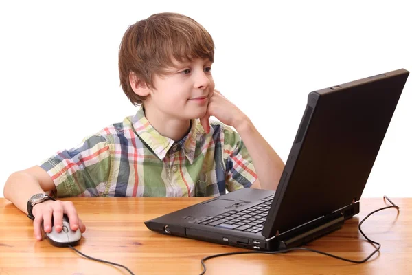 Αγόρι με laptop — Φωτογραφία Αρχείου