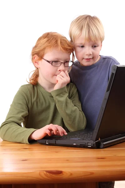 Crianças de computador — Fotografia de Stock