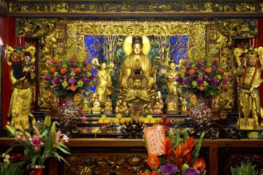 Altın Buda heykeli