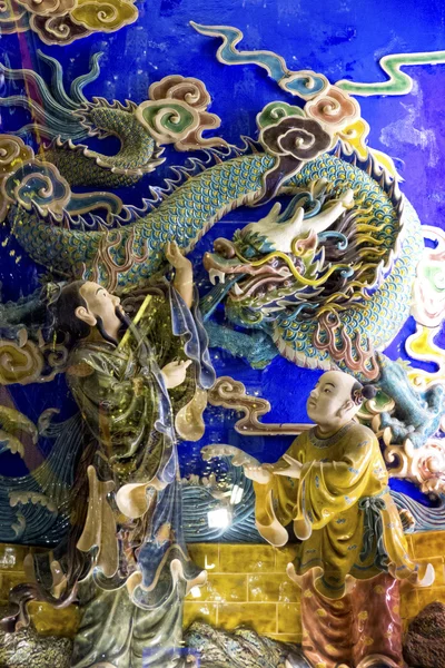 Китайская статуя бога — стоковое фото