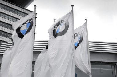 BMW bayrakları