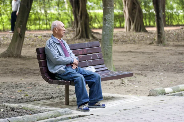 Grandfather portrait in park — Stock Photo, Image