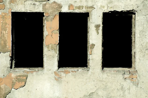 Mycket gammal byggnad windows — Stockfoto