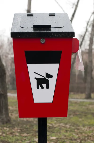 Köpek dışkı çöp kutusu — Stok fotoğraf