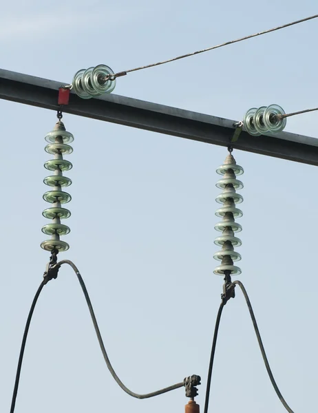 Yüksek gerilim kabloları ve Transformatörler — Stok fotoğraf