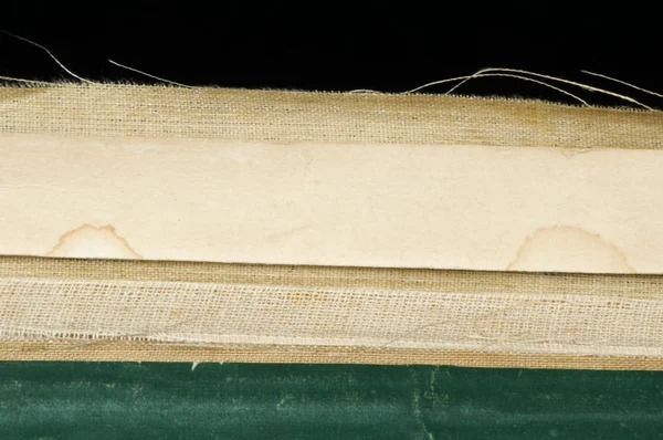 Vecchio libro a brandelli — Foto Stock