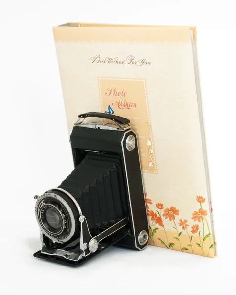 Old vintage camera and Photo Album — Stock Photo, Image