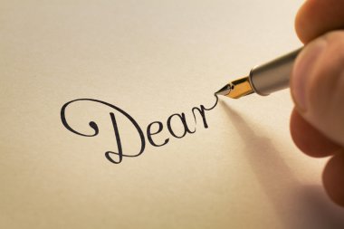 kalem ile el yazısı mektup