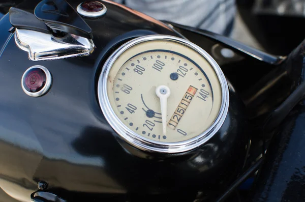 Old motorcycle speedometer, Close-up view — Stock Photo, Image