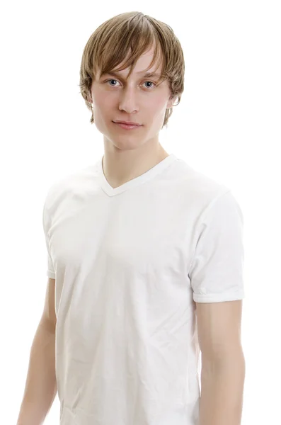 Un joven casual con una camiseta blanca. Aislado sobre blanco . — Foto de Stock