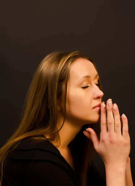 Modlící se žena — Stock fotografie