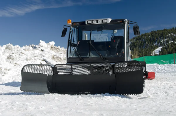 stock image A snow groomer