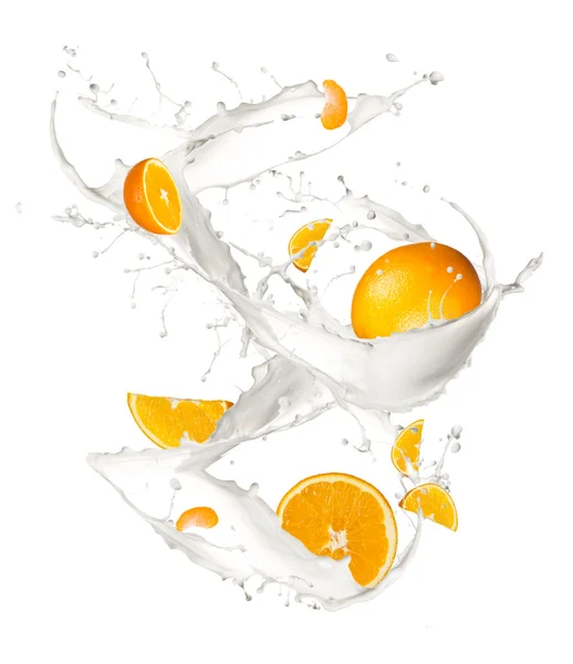 Apelsiner splash — Stockfoto