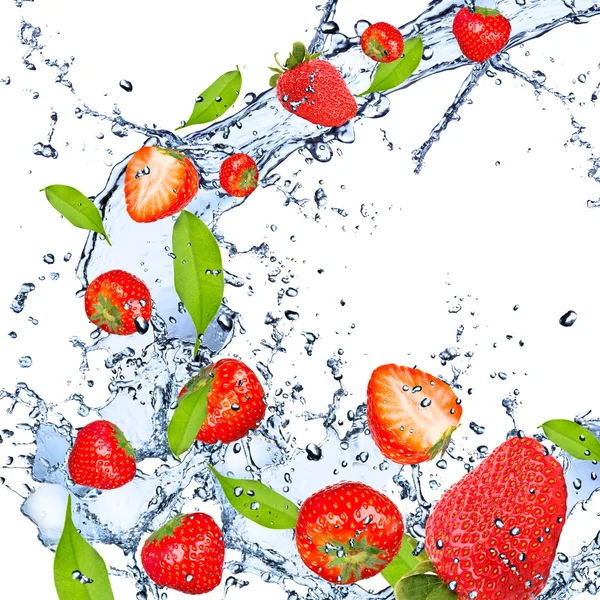 Strawberries splash — Stockfoto
