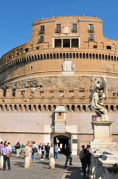 Touristen in Rom — Stockfoto