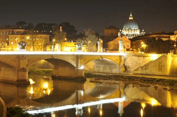 Rom genom natten — Stockfoto