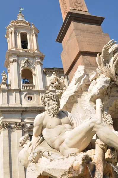 在罗马，意大利的方尖碑 — 图库照片