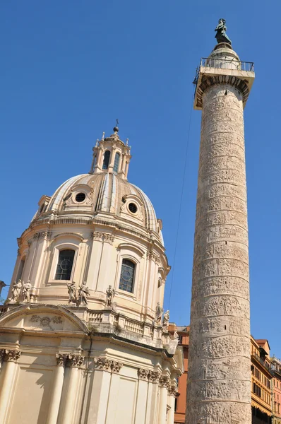 Trajan oszlopa Rómában, Olaszországban — Stock Fotó