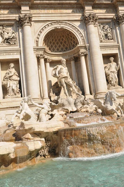 Fontana di Trevi, โรม — ภาพถ่ายสต็อก