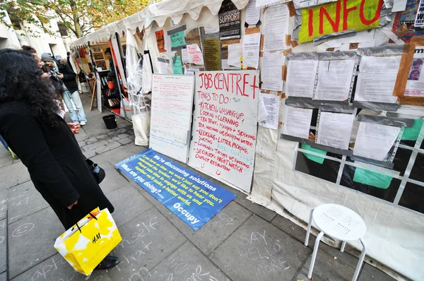 Occupy parede dos manifestantes de Londres — Fotografia de Stock