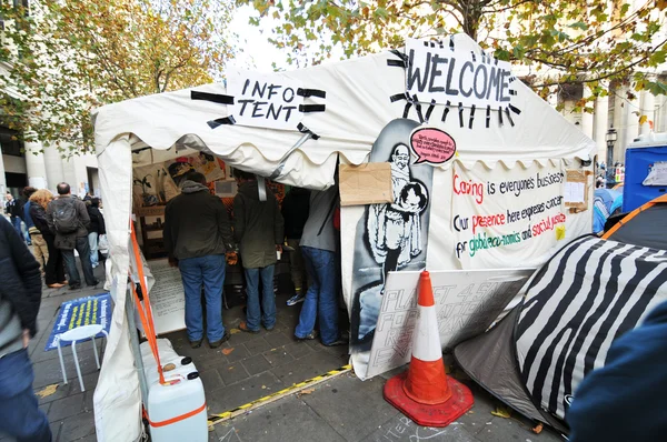 Occupy London info barraca — Fotografia de Stock