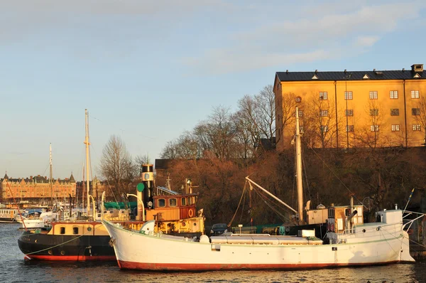 Båtar i stockholm — Stockfoto