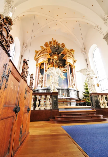 Altar in der Kirche — Stockfoto