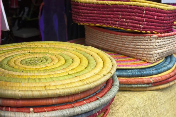 Colorful raffia basketry — Stock Photo, Image