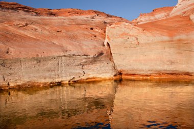 antilop Kanyonu yansıma yuvası lake powell arizona