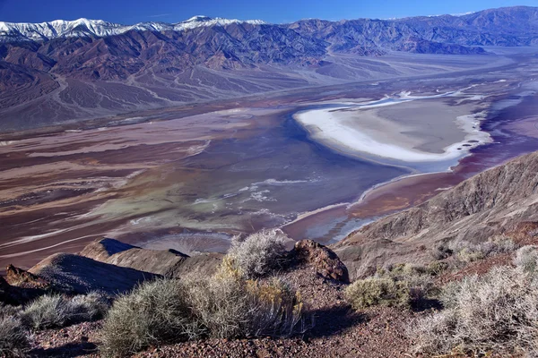 Badwater da Dante Veduta con Panamint Mountains Death Valley Na — Foto Stock