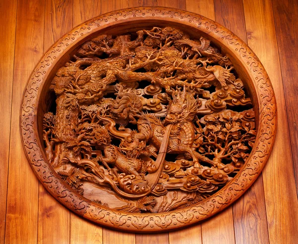 Panel de madera del dragón Jing un templo Shanghai China — Foto de Stock